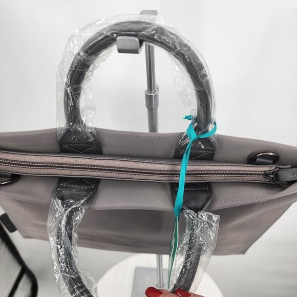 MONTANA WEST Gray 15" Waterproof Laptop Bag & Pouch NWT - Picture 7 of 9